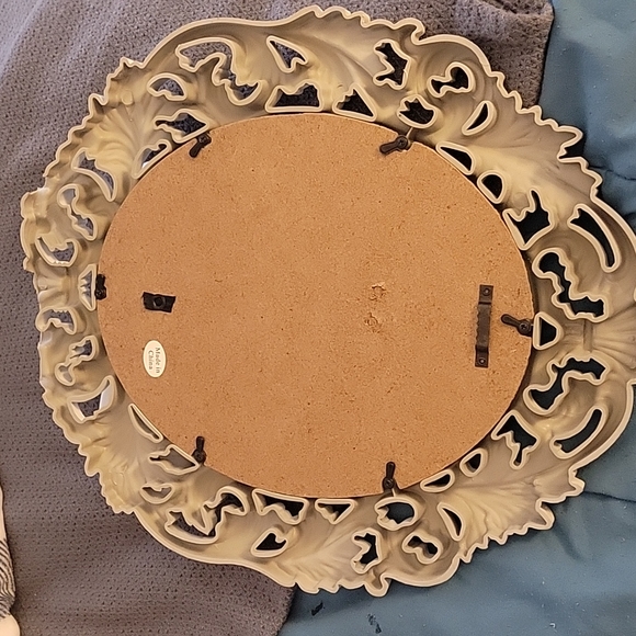 Mirror - Picture 2 of 3